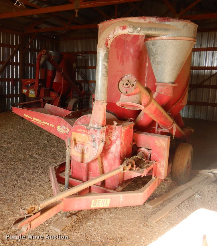 image for item DI5301 Gehl 50MX  feed grinder/mixer