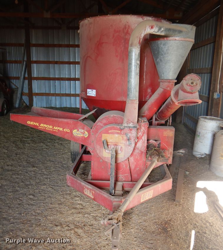 image for item DI5301 Gehl 50MX  feed grinder/mixer