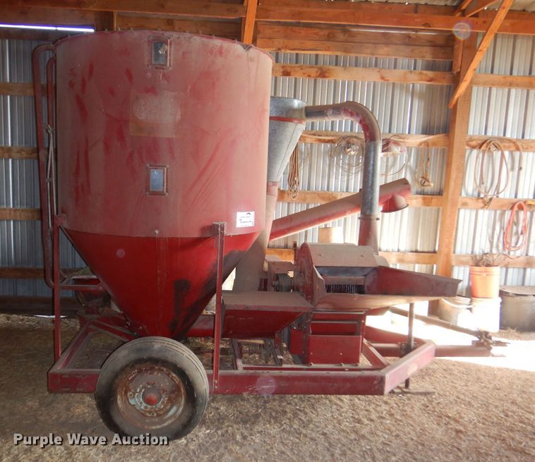 image for item DI5301 Gehl 50MX  feed grinder/mixer