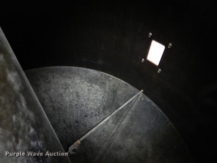 image for item DI5301 Gehl 50MX  feed grinder/mixer