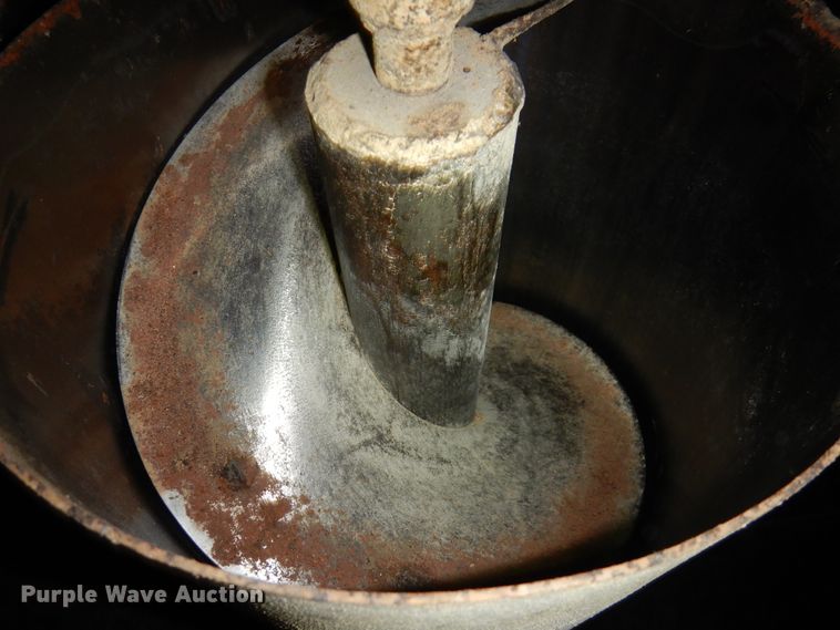 image for item DI5301 Gehl 50MX  feed grinder/mixer