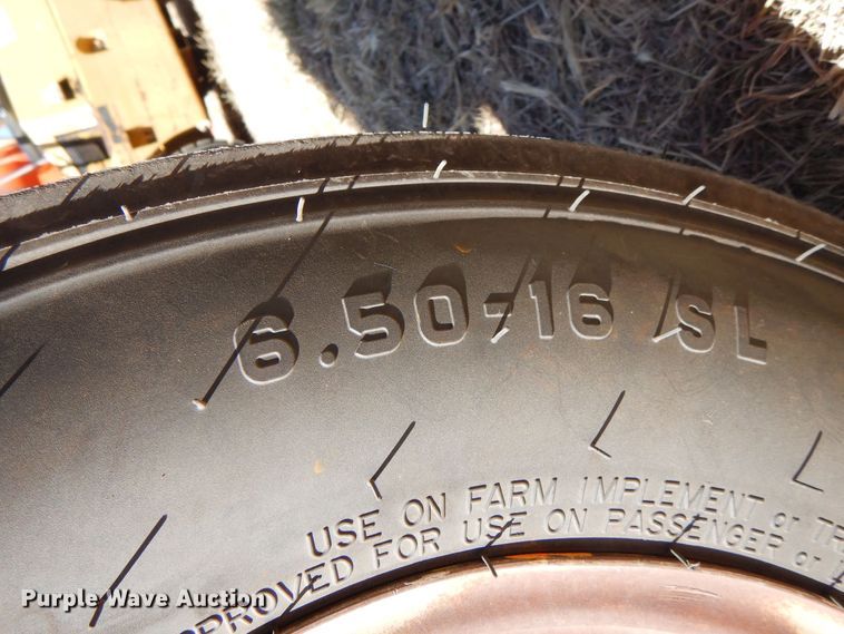 image for item DI5319 1952 Farmall Super MD  tractor