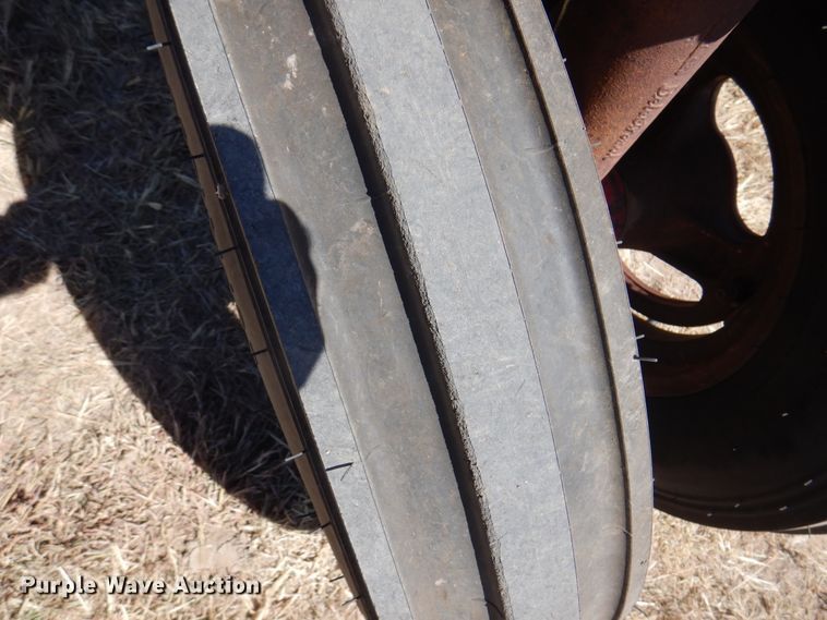 image for item DI5319 1952 Farmall Super MD  tractor