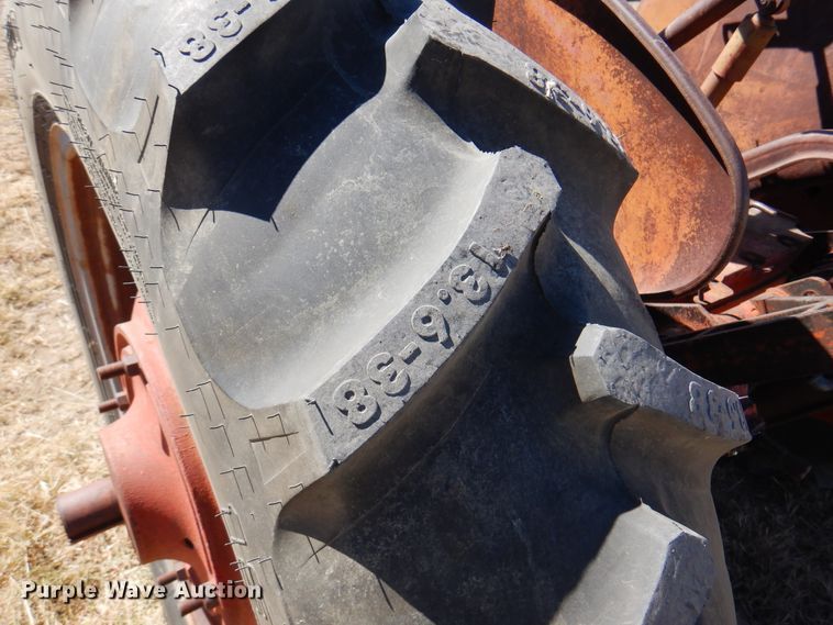 image for item DI5319 1952 Farmall Super MD  tractor