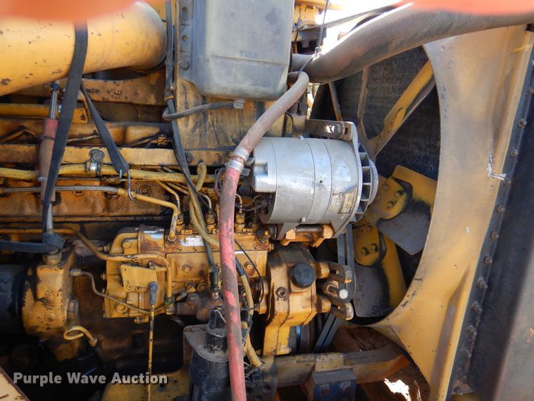 image for item DI5324 1995 John Deere 762B  elevating scraper