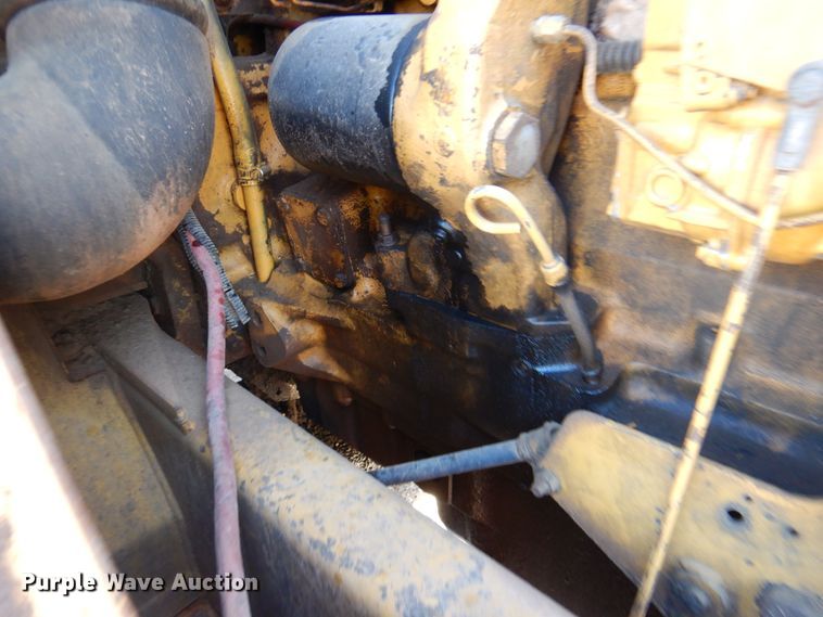 image for item DI5324 1995 John Deere 762B  elevating scraper