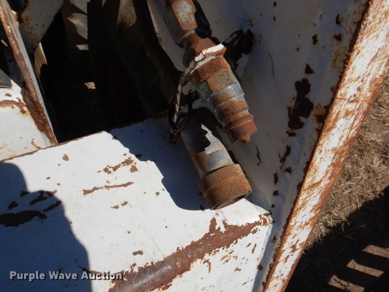 image for item DI5326 1988 Bobcat 743  skid steer loader