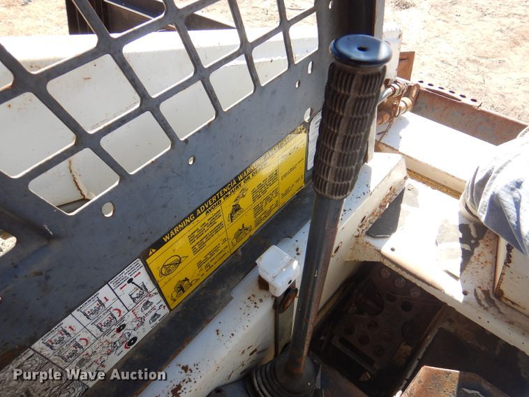 image for item DI5326 1988 Bobcat 743  skid steer loader