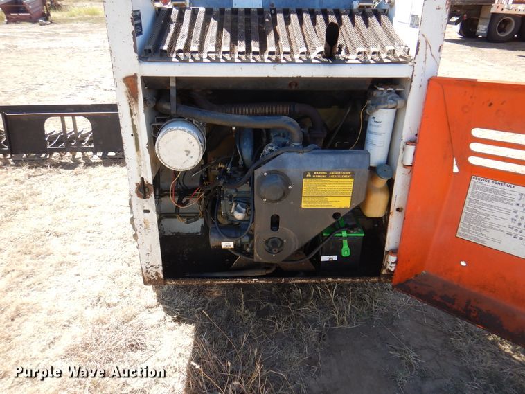 image for item DI5326 1988 Bobcat 743  skid steer loader