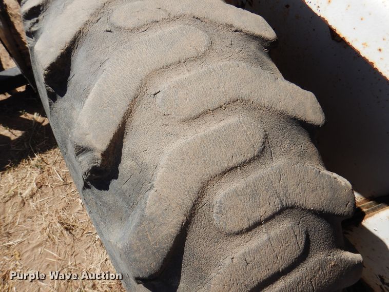 image for item DI5326 1988 Bobcat 743  skid steer loader