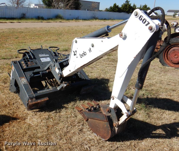 image for item DI5327 Bobcat 607  skid steer backhoe