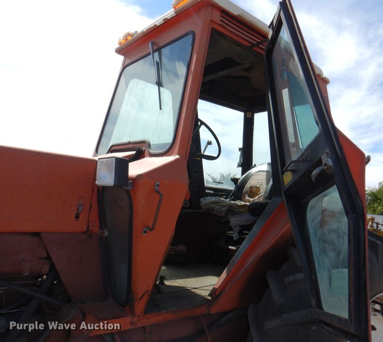 image for item DI5330 Allis Chalmers 7050  tractor