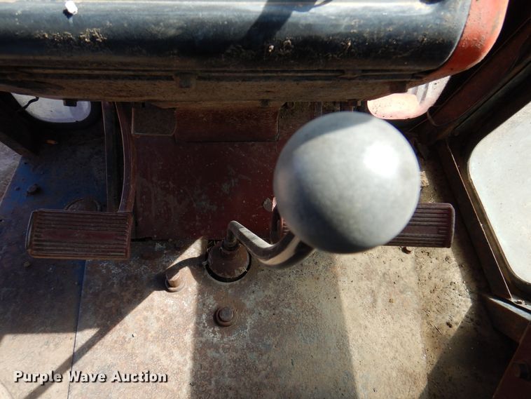 image for item DI5330 Allis Chalmers 7050  tractor