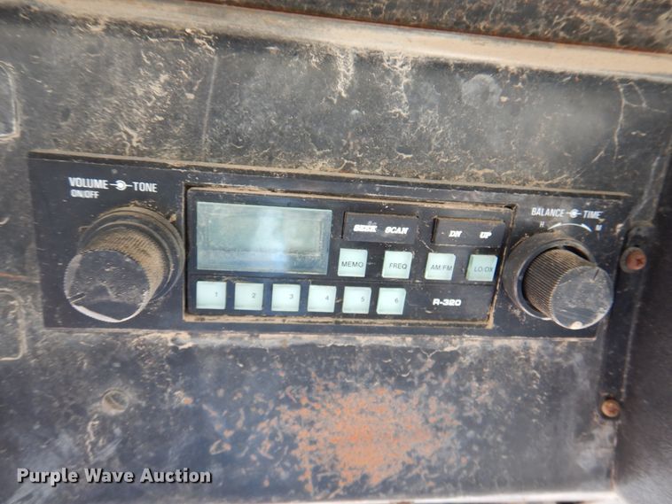 image for item DI5330 Allis Chalmers 7050  tractor