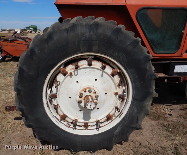 image for item DI5330 Allis Chalmers 7050  tractor