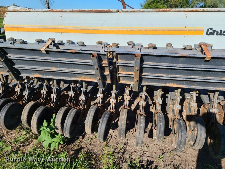 image for item DI6203 CrustBuster DD3300  grain drill