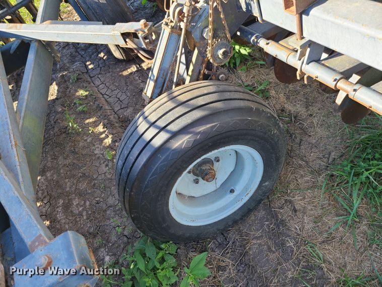 image for item DI6203 CrustBuster DD3300  grain drill