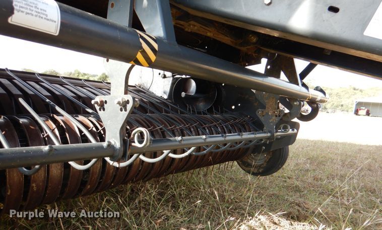 image for item DJ0796 2015 Kubota BV4160 F  round baler