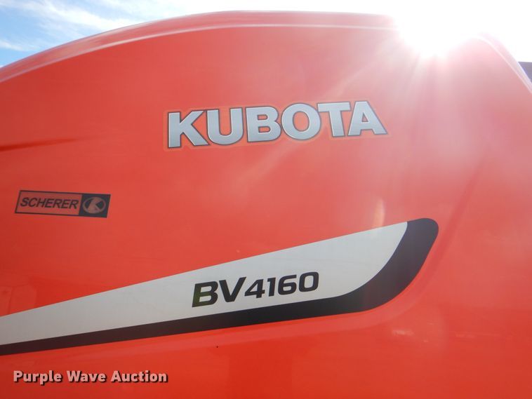 image for item DJ0796 2015 Kubota BV4160 F  round baler