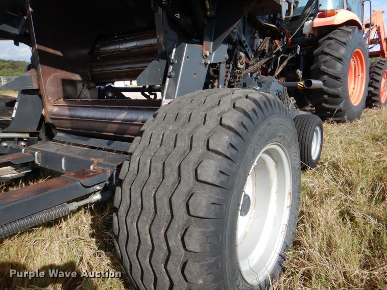 image for item DJ0796 2015 Kubota BV4160 F  round baler