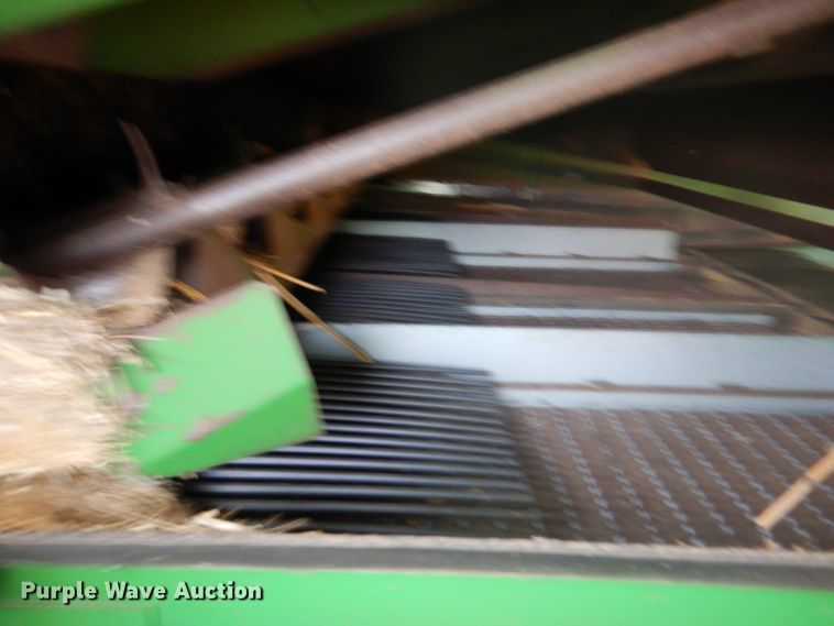 image for item DK2317 1993 John Deere 9500  combine