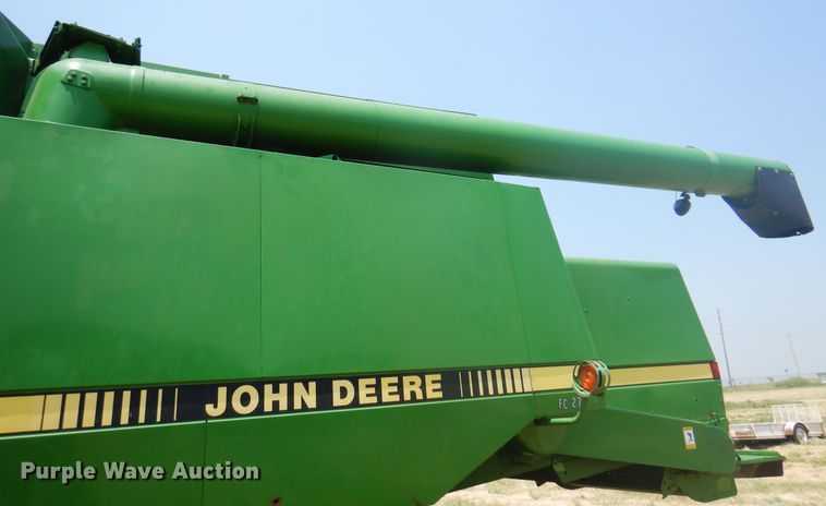 image for item DK2317 1993 John Deere 9500  combine