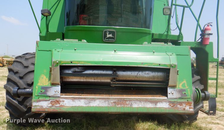 image for item DK2318 1998 John Deere 9510  combine