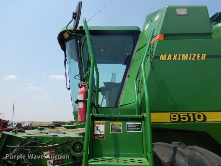 image for item DK2318 1998 John Deere 9510  combine