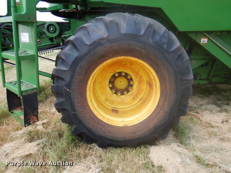 image for item DK2318 1998 John Deere 9510  combine