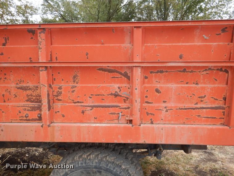 image for item DL3184 1965 International 1600  grain truck