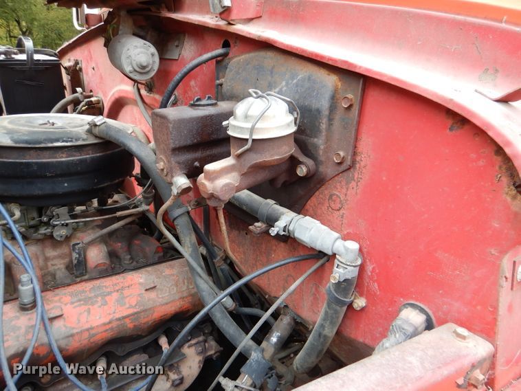 image for item DL3184 1965 International 1600  grain truck