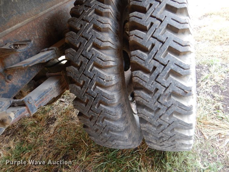 image for item DL3184 1965 International 1600  grain truck