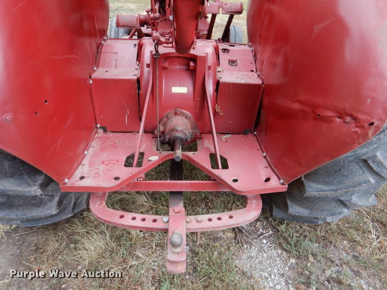 image for item DL3185 1950 McCormick-Deering W-9  tractor