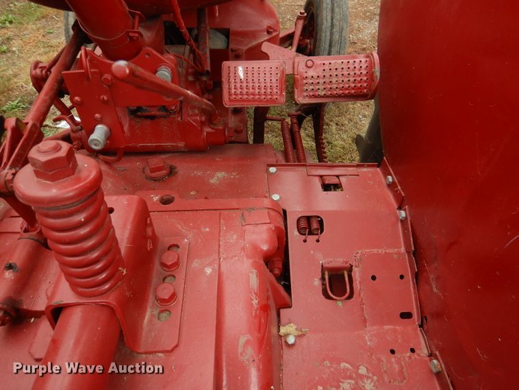 image for item DL3185 1950 McCormick-Deering W-9  tractor