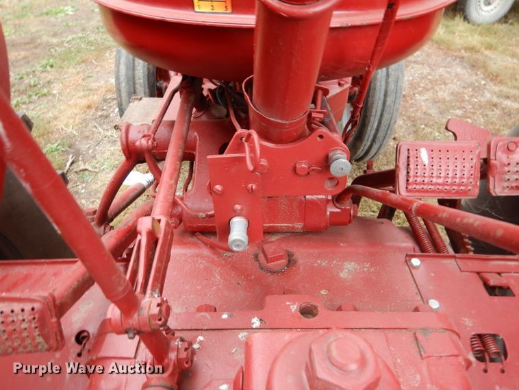 image for item DL3185 1950 McCormick-Deering W-9  tractor