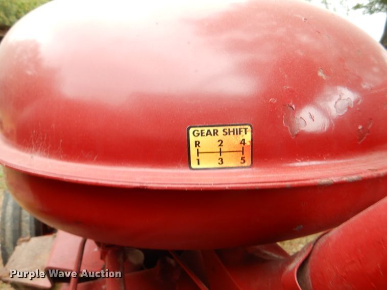 image for item DL3185 1950 McCormick-Deering W-9  tractor