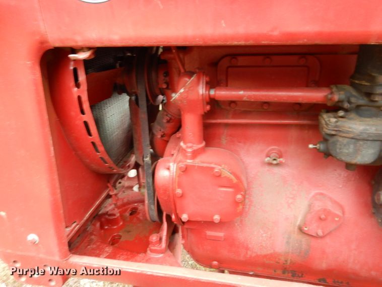 image for item DL3185 1950 McCormick-Deering W-9  tractor