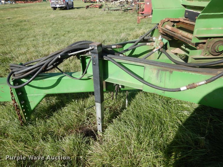 image for item DL6376 Dry fertilizer spreader