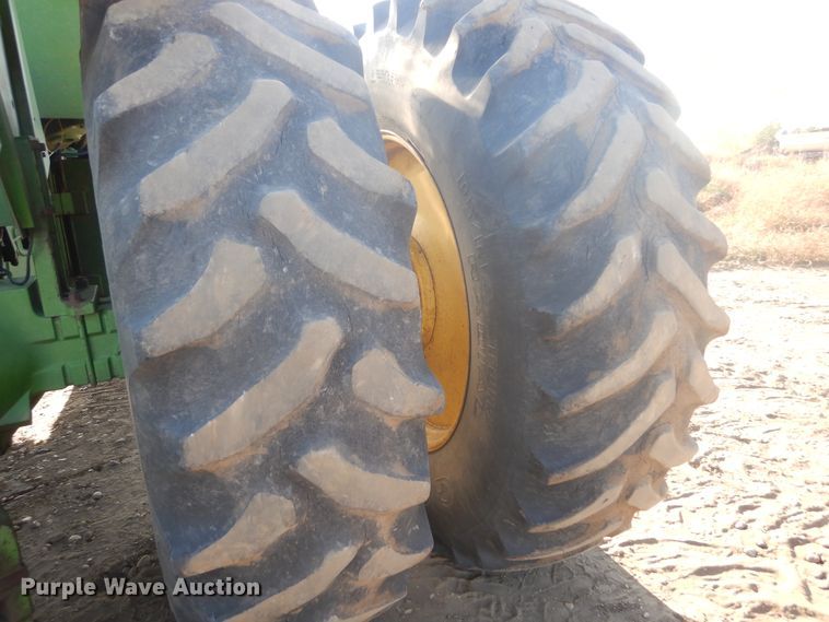 image for item DL6384 1978 John Deere 8630  4WD tractor