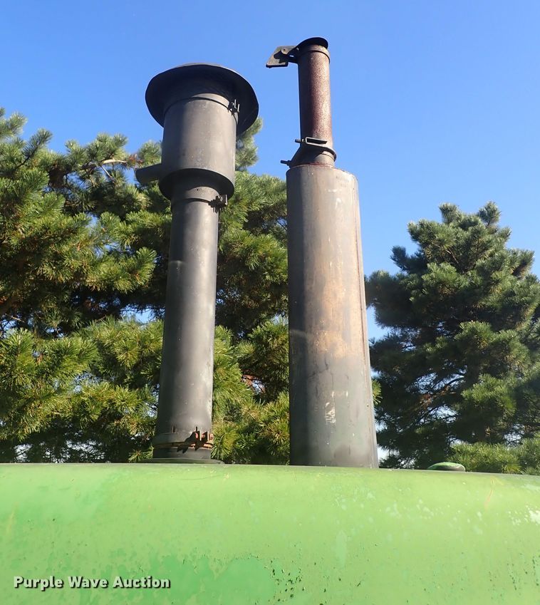 image for item DL7648 1976 John Deere 4630  tractor