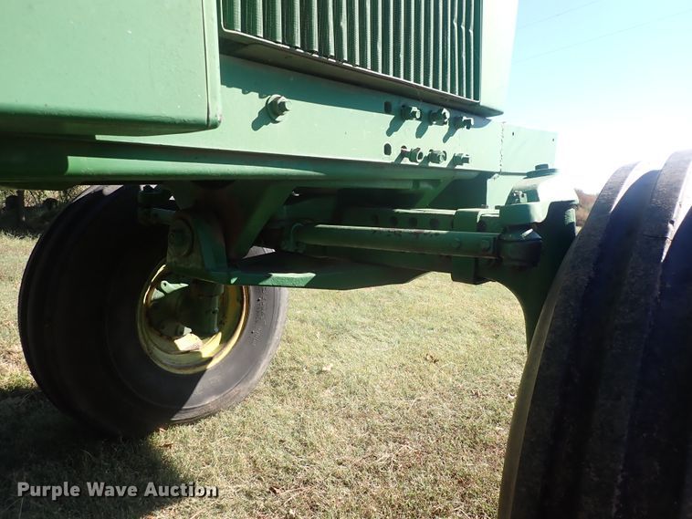 image for item DL7648 1976 John Deere 4630  tractor