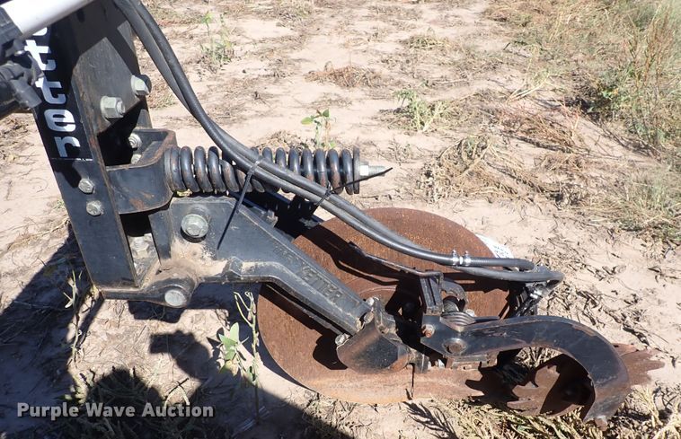 image for item DL7650 (17) Yetter 2987 row units