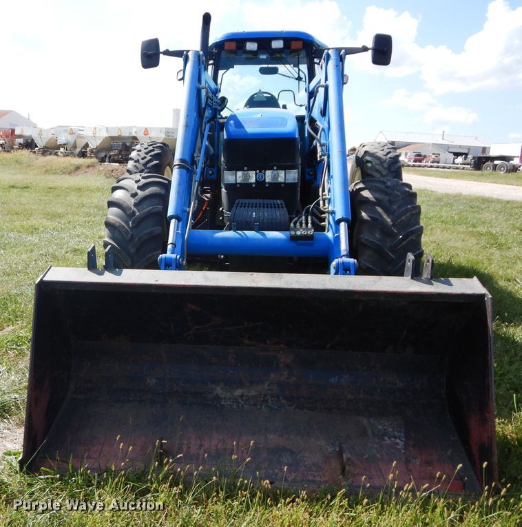 image for item DM4384 2003 New Holland TM175  MFWD tractor