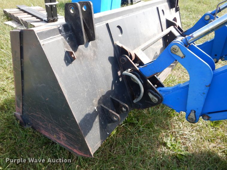 image for item DM4384 2003 New Holland TM175  MFWD tractor