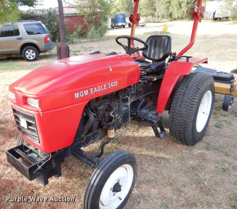 image for item DM5113 1999 MGM Eagle 2420  tractor