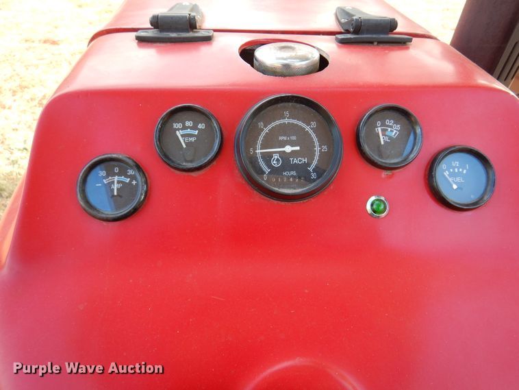 image for item DM5113 1999 MGM Eagle 2420  tractor