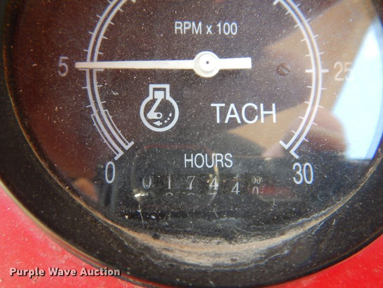 image for item DM5113 1999 MGM Eagle 2420  tractor