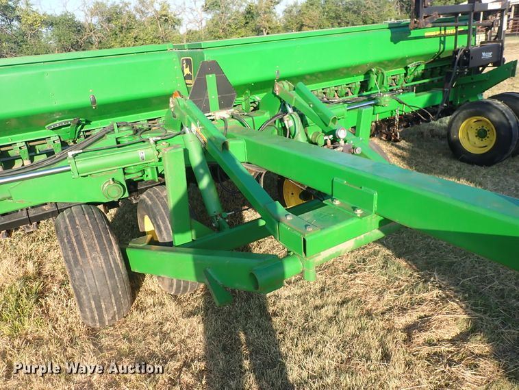 image for item DN2072 John Deere 455  grain drill