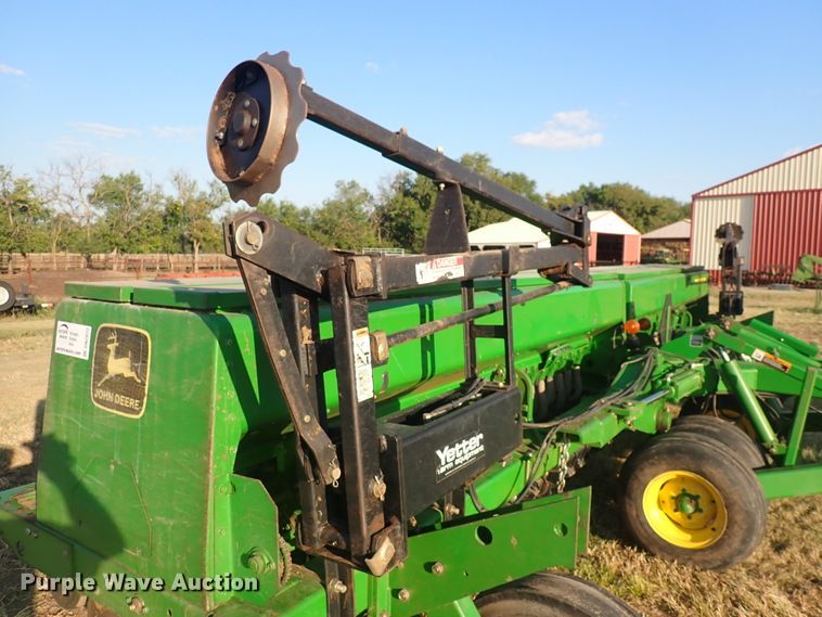 image for item DN2072 John Deere 455  grain drill