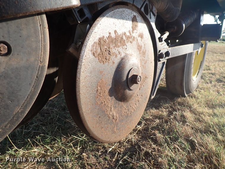 image for item DN2072 John Deere 455  grain drill